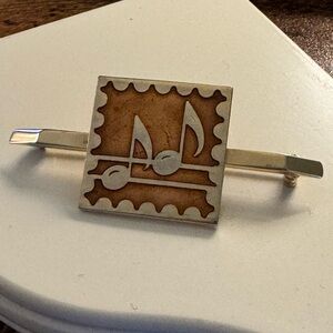 Music Lover Vintage Music Tie Pin Brooch Music Symbols 8th Note Gold Metal Brown